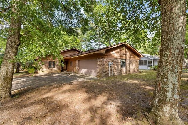 2204 Jefferson Circle, Little River, SC 29566