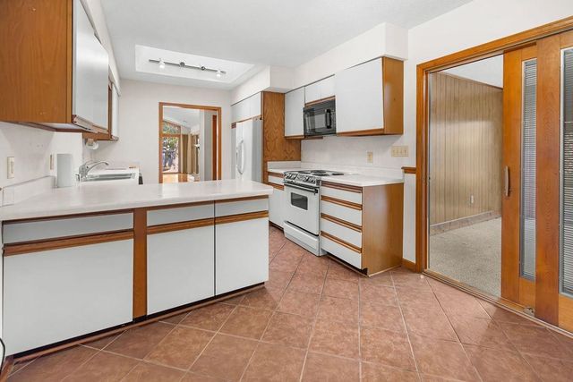 2204 Jefferson Circle, Little River, SC 29566