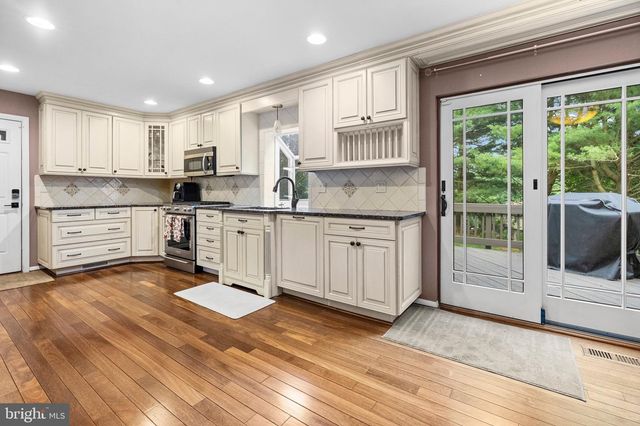 3 OAK HILL CT, Owings Mills, MD 21117