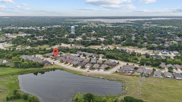 9621 Rosina Trail, Fort Worth, TX 76126
