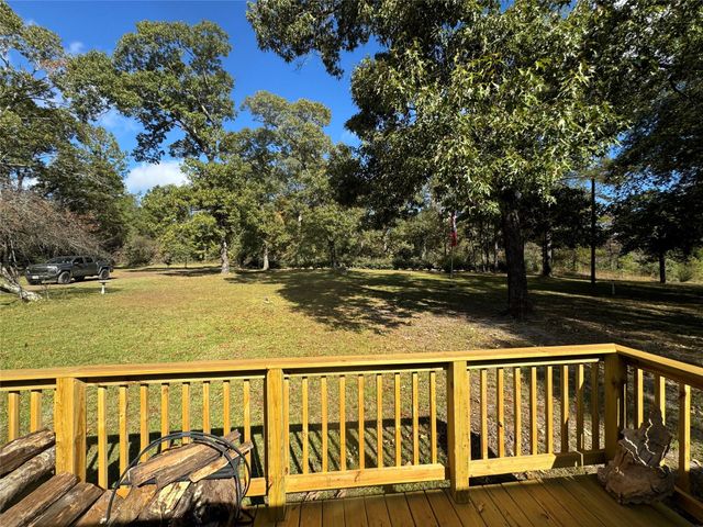 645 Deer Park Drive, Brookeland, TX 75931