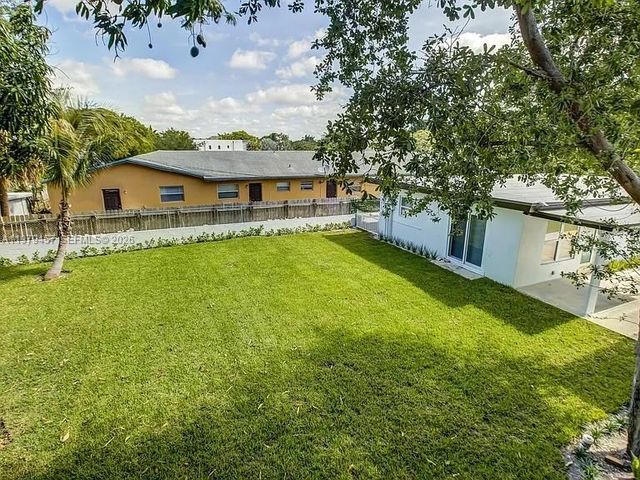 1335 NE 5th Ave 7, Fort Lauderdale, FL 33304