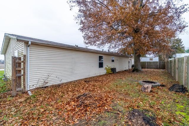 3195 W Nevada Mills Road, Fremont, IN 46737