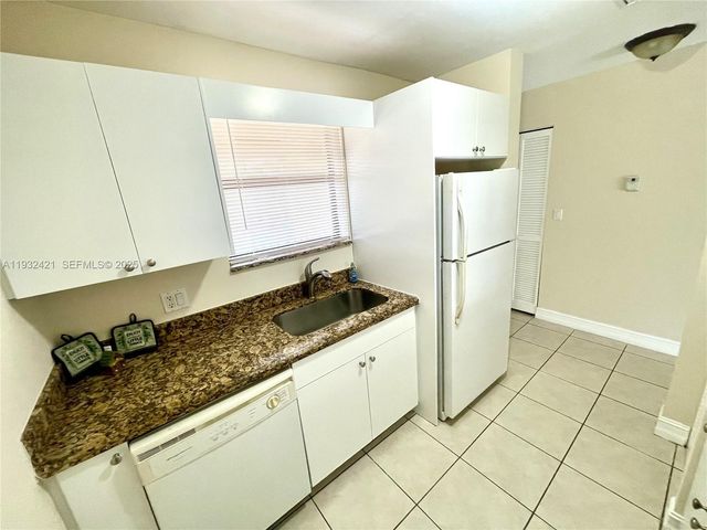 11453 NW 39th Ct 310-2, Coral Springs, FL 33065