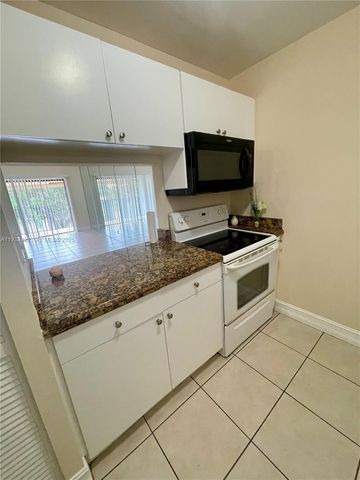 11453 NW 39th Ct 310-2, Coral Springs, FL 33065