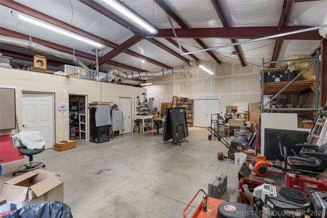 13559 E 463 Road, Claremore, OK 74017