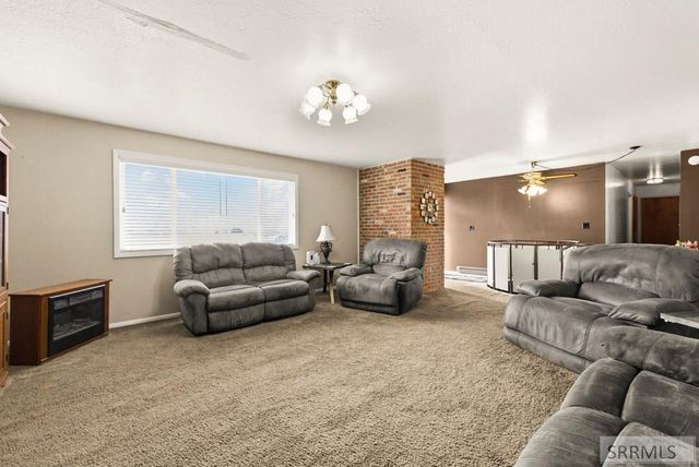 1251 W Hwy 39, Blackfoot, ID 83221