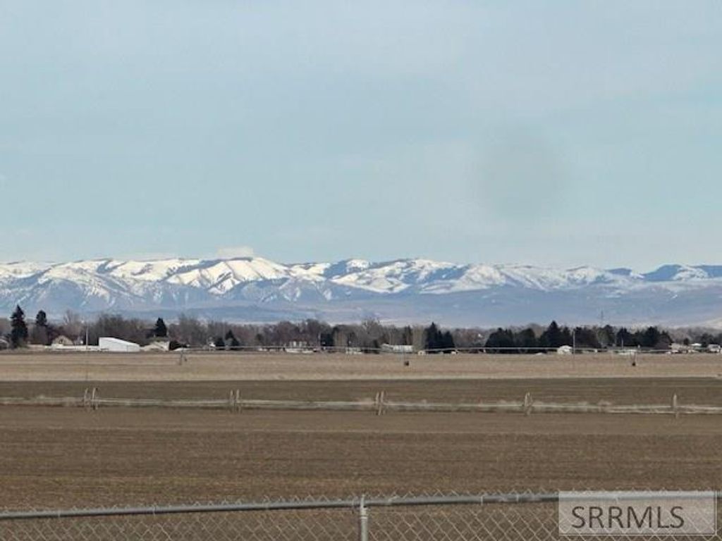 Image 30 of property listing at 1251 W Hwy 39, Blackfoot, ID 83221