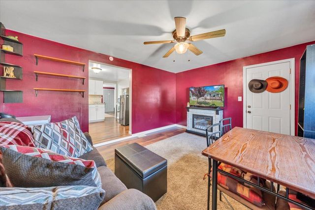 3648 Yellow Mountain RD SE, Roanoke, VA 24014