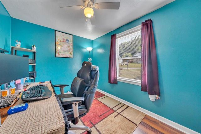 3648 Yellow Mountain RD SE, Roanoke, VA 24014