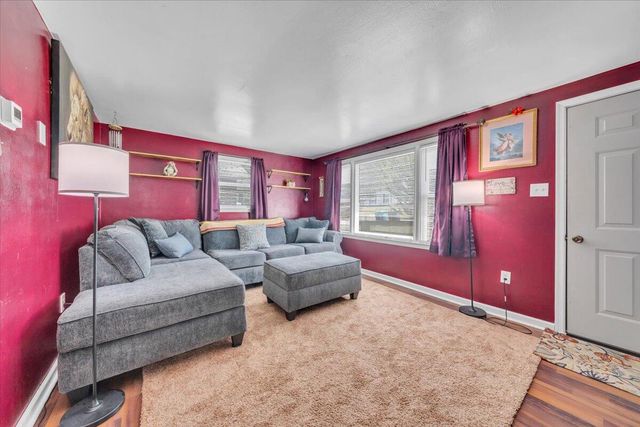 3648 Yellow Mountain RD SE, Roanoke, VA 24014
