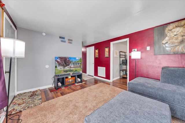 3648 Yellow Mountain RD SE, Roanoke, VA 24014