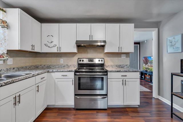 3648 Yellow Mountain RD SE, Roanoke, VA 24014