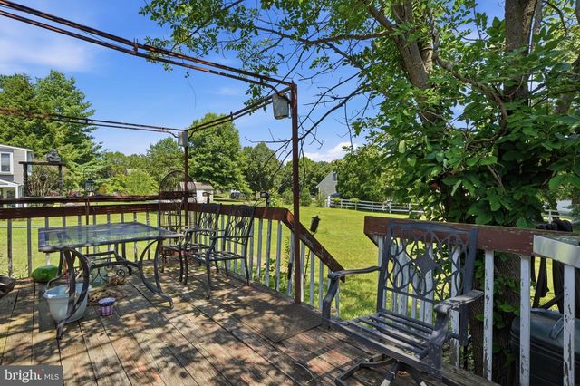 1017 ELBOW LN, Warrington, PA 18976