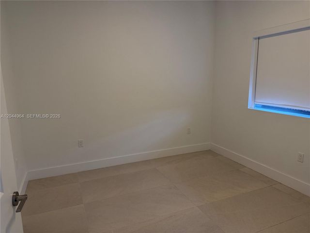 2641 NW 24th Court 102, Miami, FL 33142