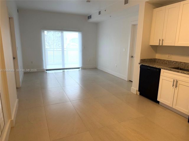 2641 NW 24th Court 102, Miami, FL 33142