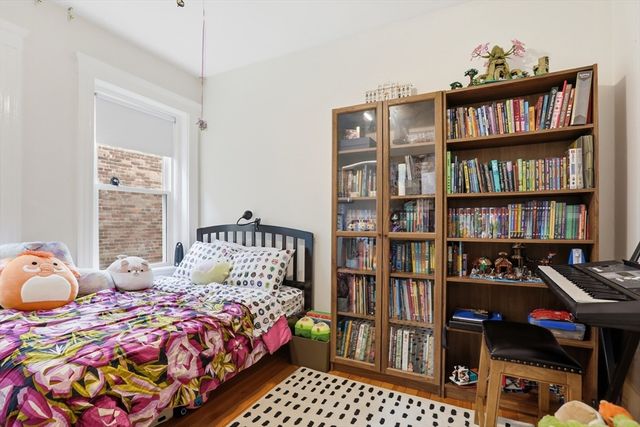 1896 Beacon St PH3, Brookline, MA 02445