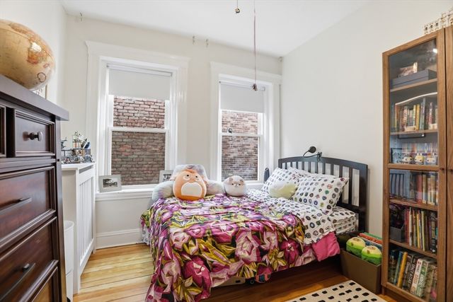1896 Beacon St PH3, Brookline, MA 02445