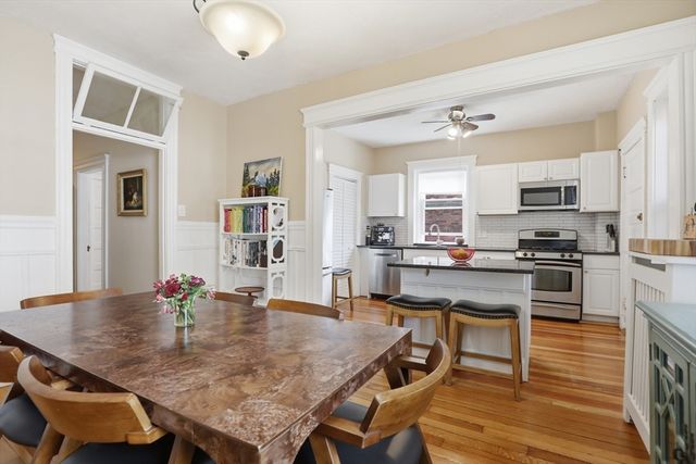 1896 Beacon St PH3, Brookline, MA 02445