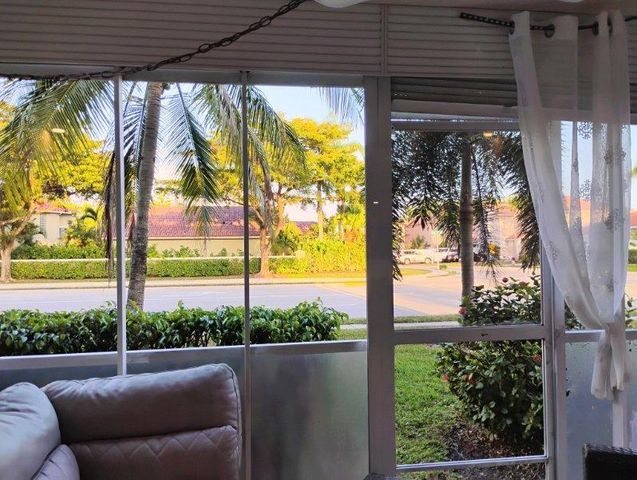 3050 HOLIDAY SPRINGS Boulevard 112, Margate, FL 33063