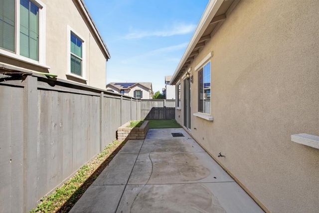 8193 Ryland Dr, El Dorado Hills, CA 95762