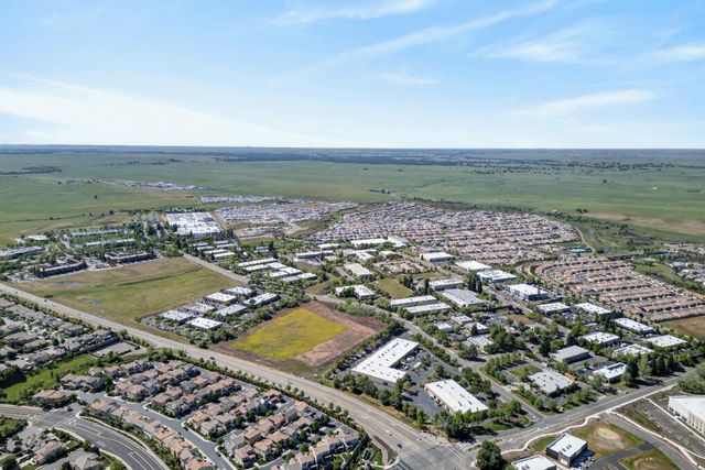 8193 Ryland Dr, El Dorado Hills, CA 95762