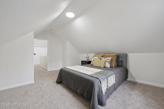 2736 Northwood Avenue, Toledo, OH 43606