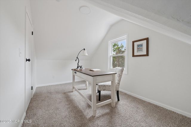 2736 Northwood Avenue, Toledo, OH 43606