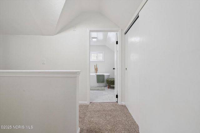 2736 Northwood Avenue, Toledo, OH 43606