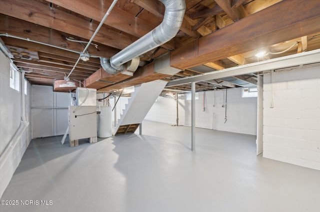 2736 Northwood Avenue, Toledo, OH 43606