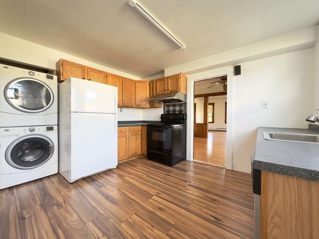 67 Willow Street 67, Quincy, MA 02170