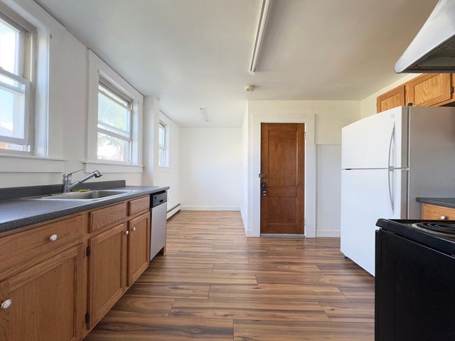 67 Willow Street 67, Quincy, MA 02170