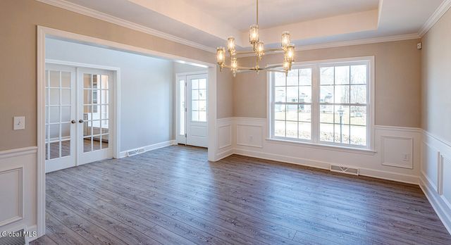 3 Stone Creek Drive, East Greenbush, NY 12061