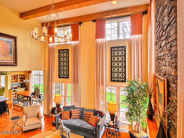 3 Stone Creek Drive, East Greenbush, NY 12061