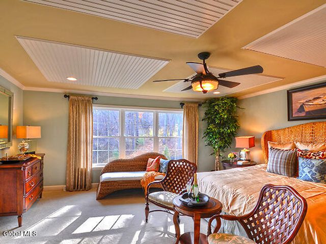 3 Stone Creek Drive, East Greenbush, NY 12061