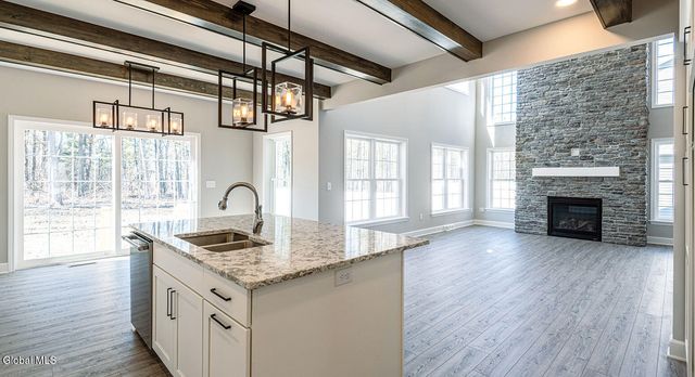 3 Stone Creek Drive, East Greenbush, NY 12061