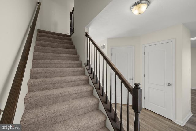 320 FRIENDLY DR, Hanover, PA 17331