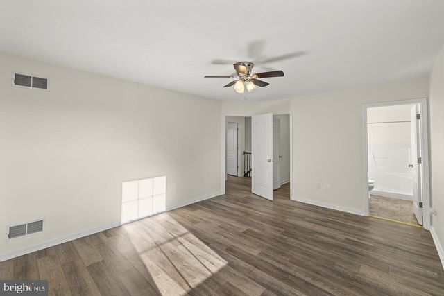 320 FRIENDLY DR, Hanover, PA 17331