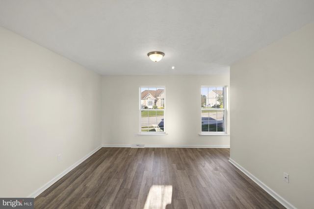 320 FRIENDLY DR, Hanover, PA 17331