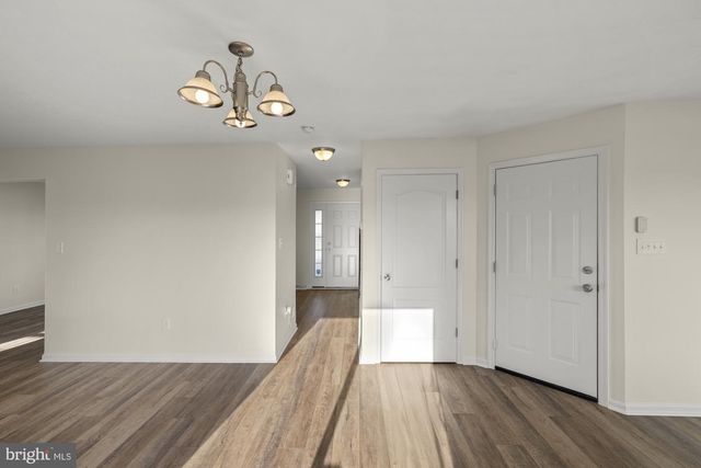 320 FRIENDLY DR, Hanover, PA 17331