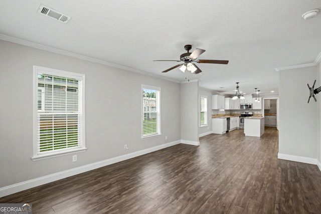 29 Meadow View Street, Newnan, GA 30263