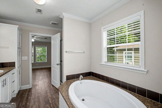 29 Meadow View Street, Newnan, GA 30263