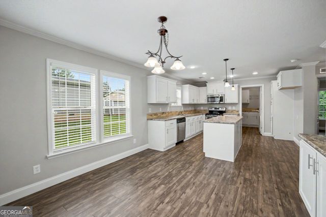 29 Meadow View Street, Newnan, GA 30263
