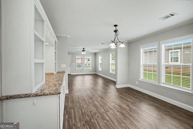 29 Meadow View Street, Newnan, GA 30263