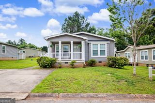 29 Meadow View Street, Newnan, GA 30263