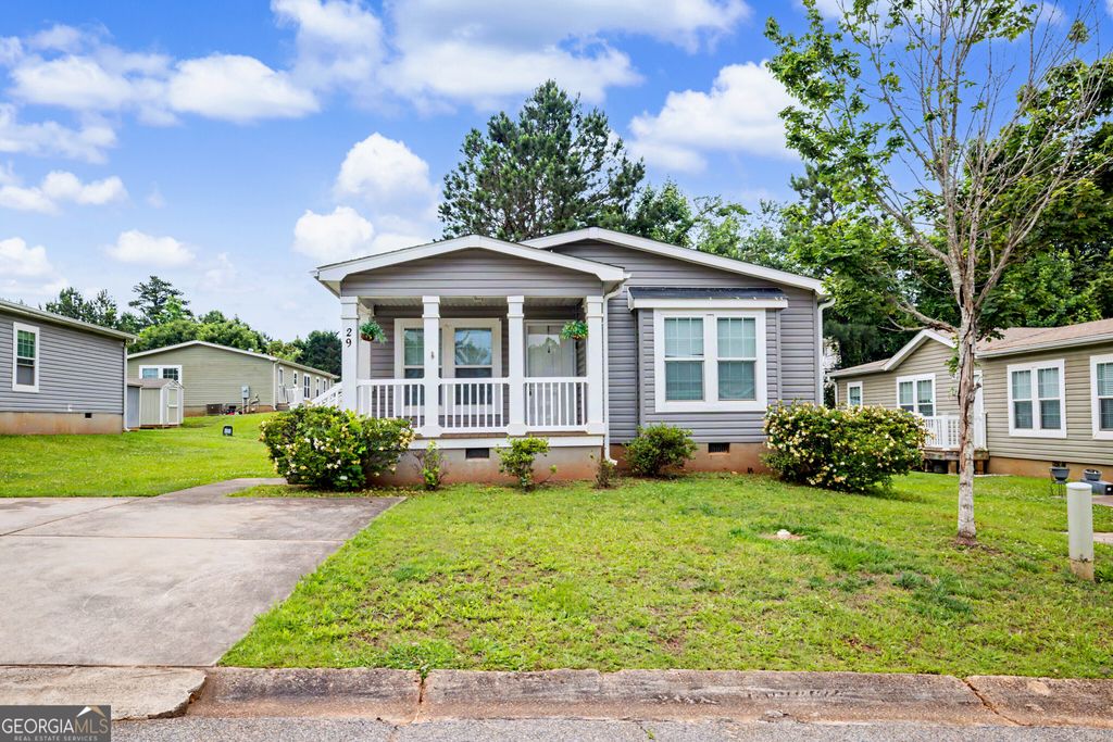 29 Meadow View Street, Newnan, GA 30263