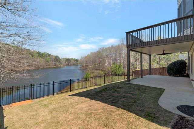 1207 Christiana Crossing, Lawrenceville, GA 30043