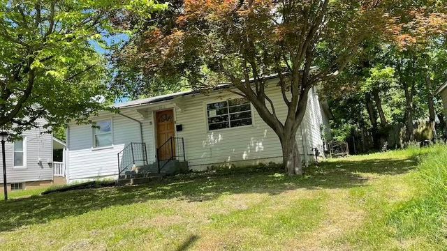 2816 Lyndhurst Avenue, St Louis, MO 63114