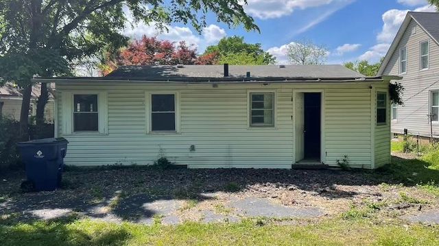 2816 Lyndhurst Avenue, St Louis, MO 63114