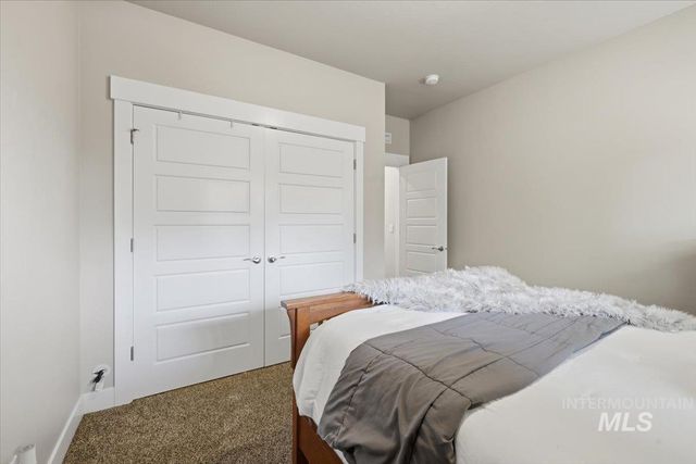 2314 W Herron Loop, Nampa, ID 83686